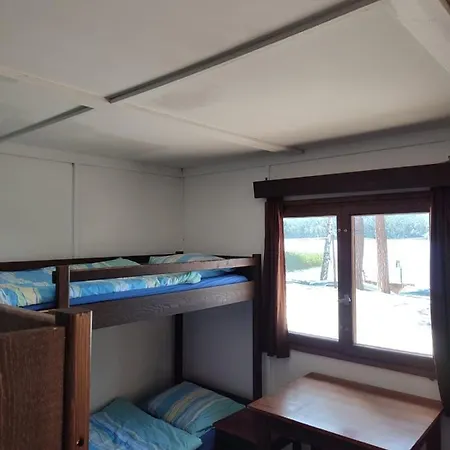 Kemp U Jezera ホテル