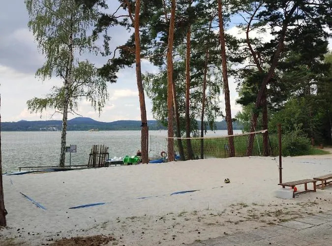 Kemp U Jezera Отель Доксы