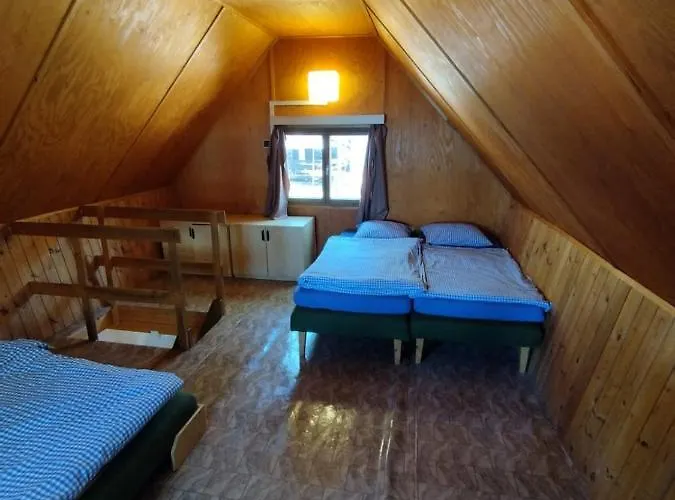 Kemp U Jezera Отель *